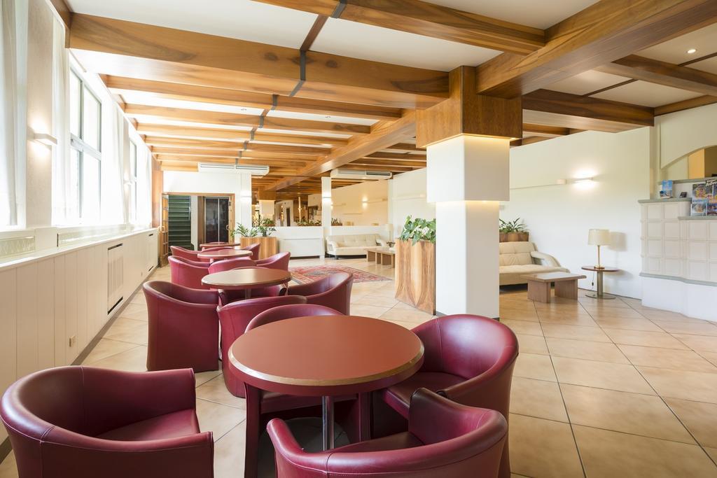 Hotel Bavaria Levico Terme Exterior photo
